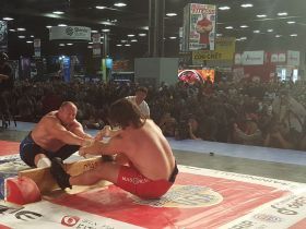 Сенсационная смена мирового лидера в мас-рестлинге