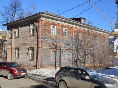 Постройка монастырская