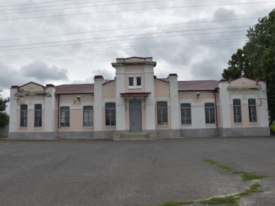 Вокзал станции Хотмыжск