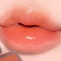 Увлажняющий тинт с глянцевым финишем alternative stereo Lip Potion Aqua Glow 1 Lemon Balm