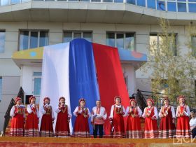 В Якутске состоялся концерт по сбору помощи участникам СВО и пострадавшим от паводка