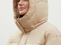Стеганое утепленное пальто oversize силуэта