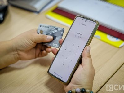 Более 10 миллионов рублей похитили мошенники у двоих якутян за прошедшие сутки