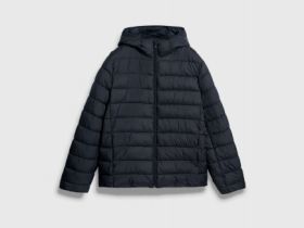 Базовая ультралёгкая куртка с капюшоном, Черный