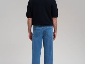 Джинсы прямого кроя