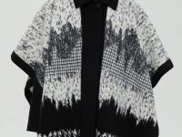 Пончо с принтом