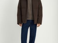 Оверсайз пуховик с воротником-стойкой