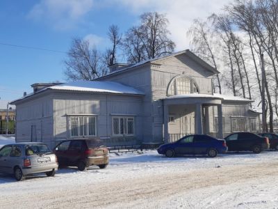 Вокзал железнодорожной станции "Моховые горы"