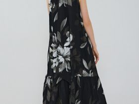 Платье А-силуэта с объёмным бантом, Черный