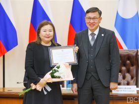 В День российской печати журналистам Якутии вручили награды