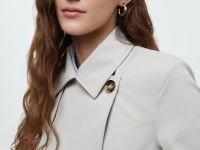 Двубортный тренч с поясом