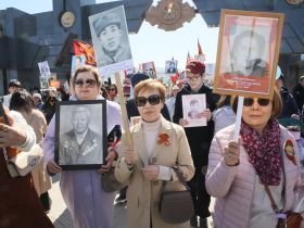 Фото. В Якутске акция «Бессмертный полк» собрала более 50 тысяч человек