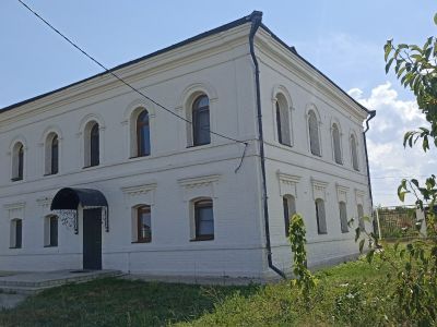 Корпус келий