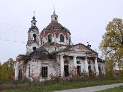 Преображенская церковь с живописью
