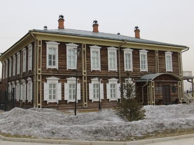 Здание, где в помещении библиотеки Юдина в марте–апреле 1897 г. и в сентябре 1898 г. Ленин Владимир Ильич работал над книгой «Развитие капитализма в России»