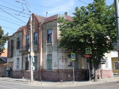 Дом доходный Е.H. Козловой ("Дом с розой")