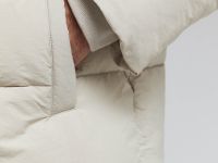 Утепленная куртка с капюшоном