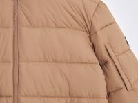 Утепленная стеганая куртка со съемным капюшоном