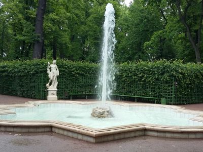 Фонтан (фундаменты)