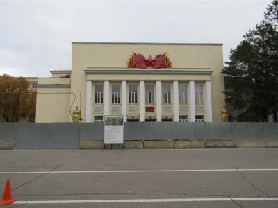 «Клуб-театр Саратовского военного училища пограничной и внутренней охраны НКВД», архитекторы В.П. Дыбов, Д.В. Карпов