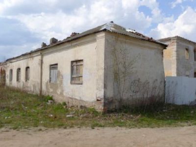 Восточный флигель