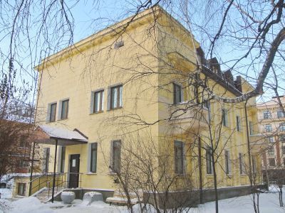 Коттедж (дом директора), с 1955 г . – лабораторный корпус, 1936 г., архитектор Н.В.Марковников