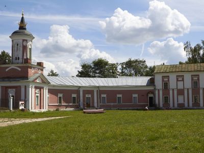 Служебные здания