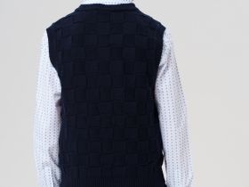 Жилет трикотажный для мальчиков