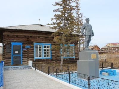 Дом, в котором в 1906 - 1908 гг. жил в ссылке Орджоникидзе Григорий Константинович. В доме - музей Г.К. Орджоникидзе