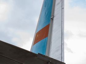 В Якутске обновили самолеты-памятники Ан-24 и Як-40