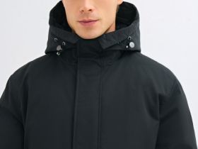 Утеплённая парка с капюшоном, Черный