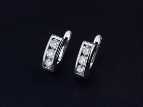Серьги из белого золота с бриллиантами э0901сг01120300