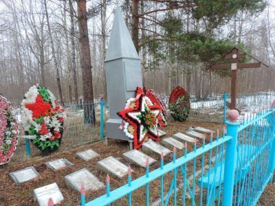 Братская могила советских воинов, погибших в годы Великой Отечественной войны