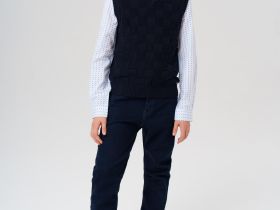 Жилет трикотажный для мальчиков