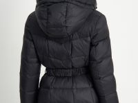 Пуховик с поясом приталенного силуэта