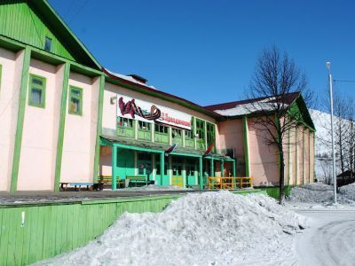 Дом культуры п. Омчак