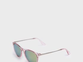 Солнцезащитные очки для детей