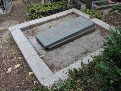 Могила Б.В.Лихтермана, советского физиотерапевта