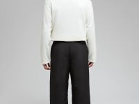 Утепленные брюки широкого кроя с утяжниками по низу