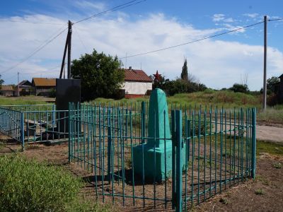 Могила красного партизана Сулейманова А.И., погибшего от рук белогвардейцев