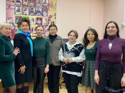 Заслуженная артистка России и Якутии Марина Силина провела мастер-классы по вокалу