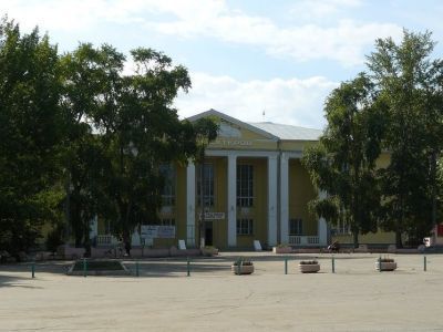 Дом культуры им. М. Жукова п. Новокашпирский