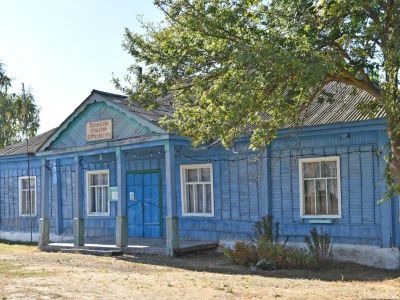 Полянская сельская библиотека