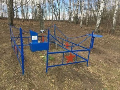 Могила советского летчика Твердохлеба Г.Ф.