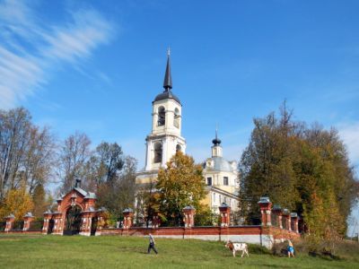 Две церкви Воскресения