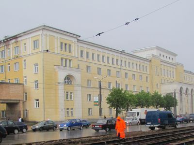 Общественное здание