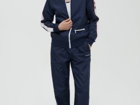 Олимпийка с контрастной отделкой из капсулы ретро