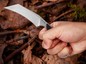 Нож с фиксированным клинком Ruike FS68-B, сталь 14C28N, рукоять G10, черный