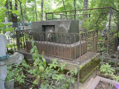 Могила Велланского (Кавунника) Д.М. (1774-1847), медика, философа