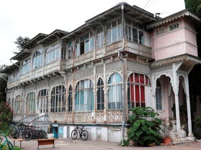 Жилой дом баронов Меллер-Закомельских (архитекторы Б.Б. Грейм, П.К. Теребенев)